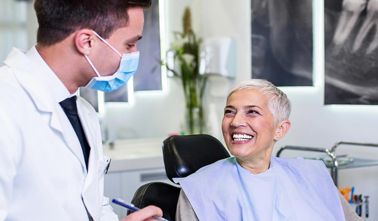 senior at the dentist